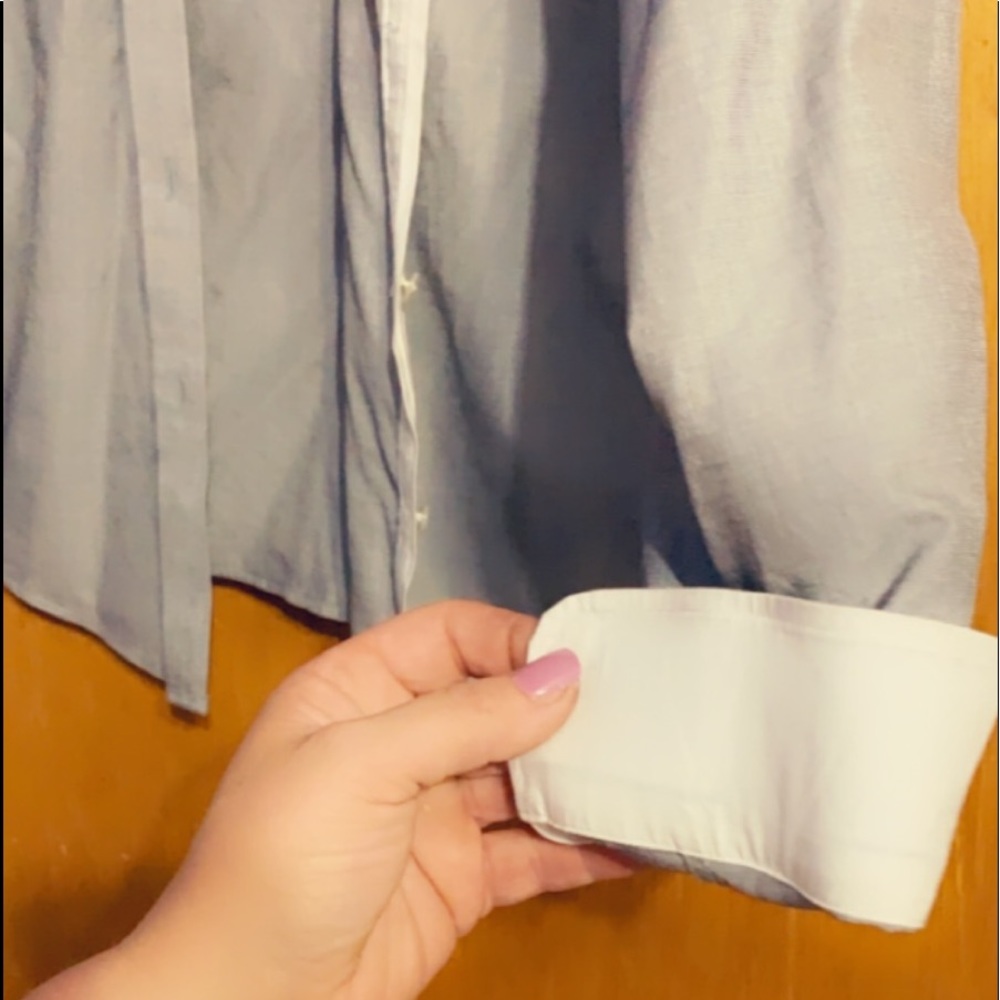 Button down - Picture 2 of 2